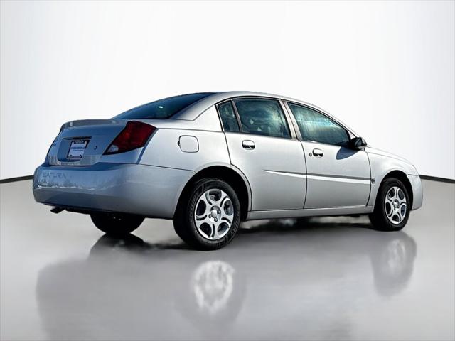 2005 Saturn ION 2