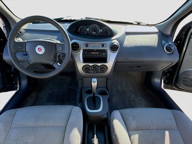 2005 Saturn ION 2