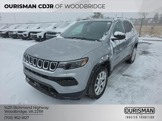 2023 Jeep Compass Latitude Lux FWD 2023 Jeep Compass Latitude Lux FWD