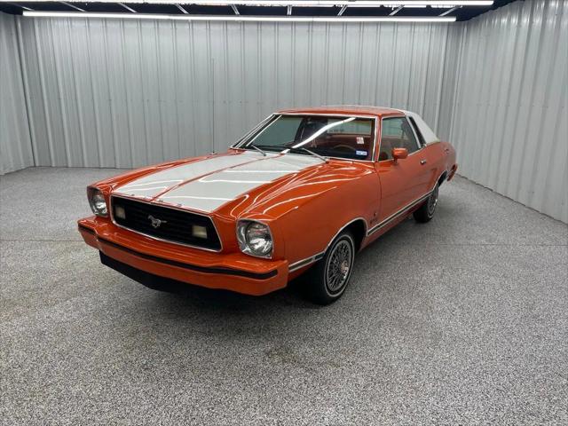 1977 Ford Mustang 11