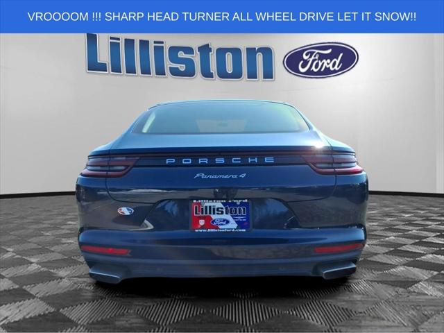 2018 Porsche Panamera 4 2018 Porsche Panamera 4