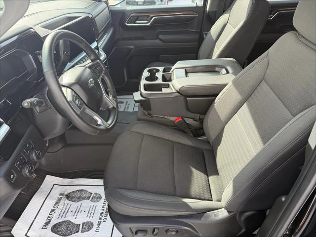 2024 Chevrolet Silverado 1500 4WD Crew Cab Short Bed RST