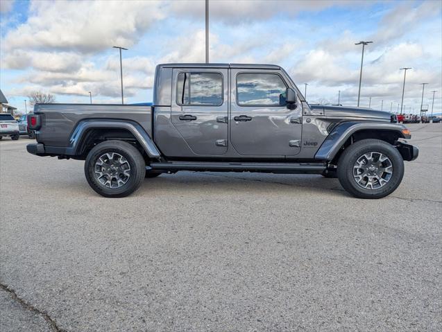 2026 Jeep Gladiator GLADIATOR SAHARA 4X4