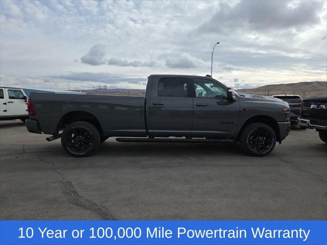 2026 RAM Ram 3500 RAM 3500 LARAMIE CREW CAB 4X4 8 BOX