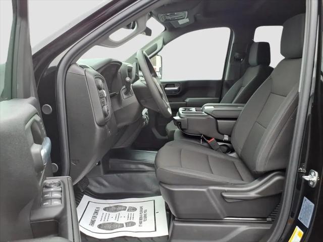2026 Chevrolet Silverado 2500HD Crew Cab, Standard Bed, WT, 4WD