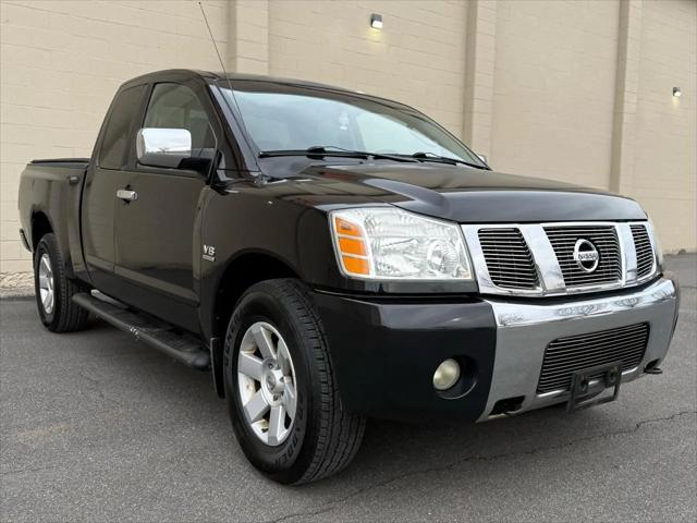 2004 Nissan Titan LE