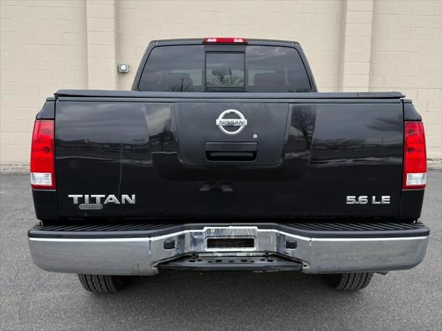 2004 Nissan Titan LE