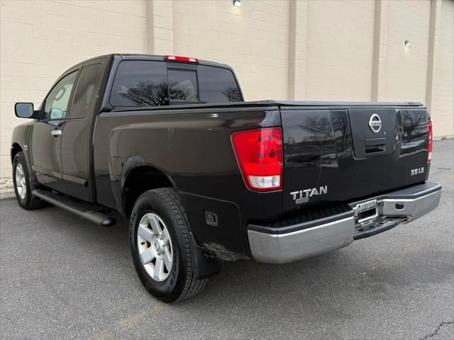 2004 Nissan Titan LE