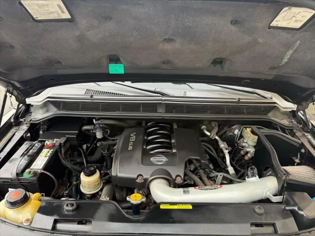 2004 Nissan Titan LE