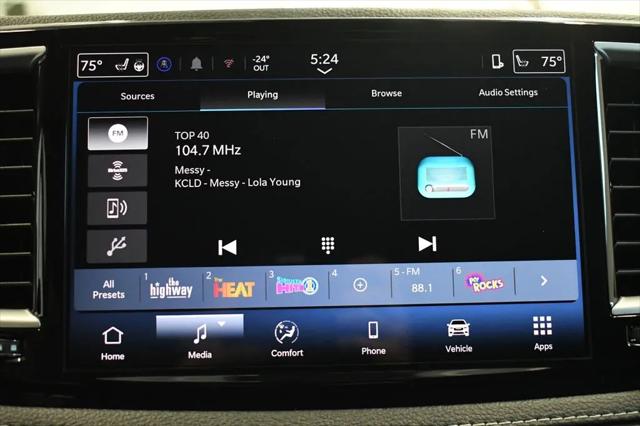 2026 Chrysler Pacifica Select AWD