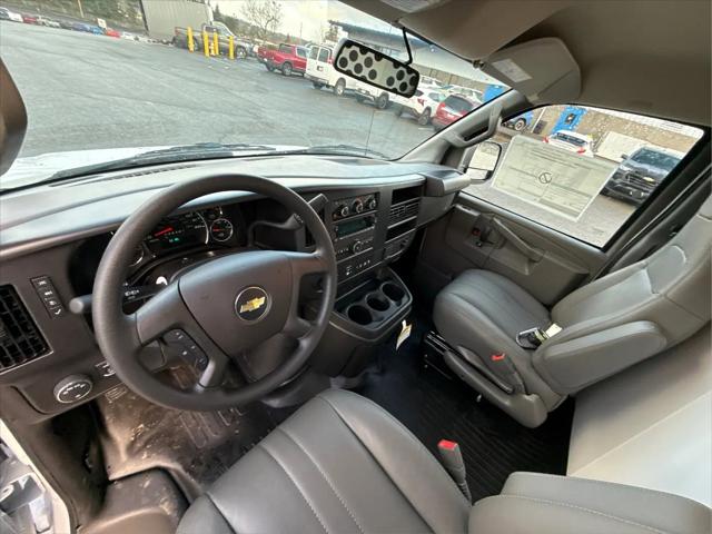 2025 Chevrolet Express Cargo Van RWD 2500 Extended Wheelbase WT