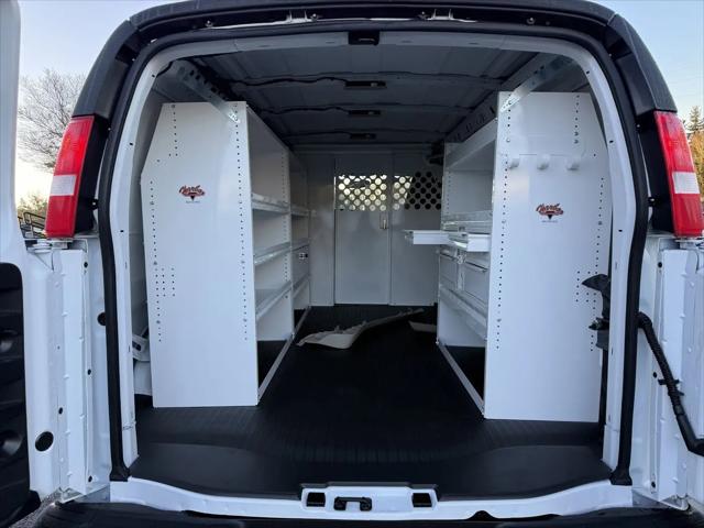 2025 Chevrolet Express Cargo Van RWD 2500 Regular Wheelbase WT