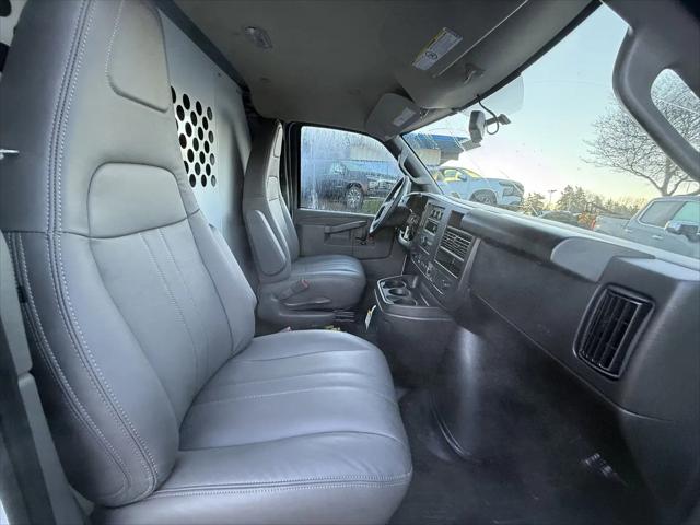 2025 Chevrolet Express Cargo Van RWD 2500 Regular Wheelbase WT