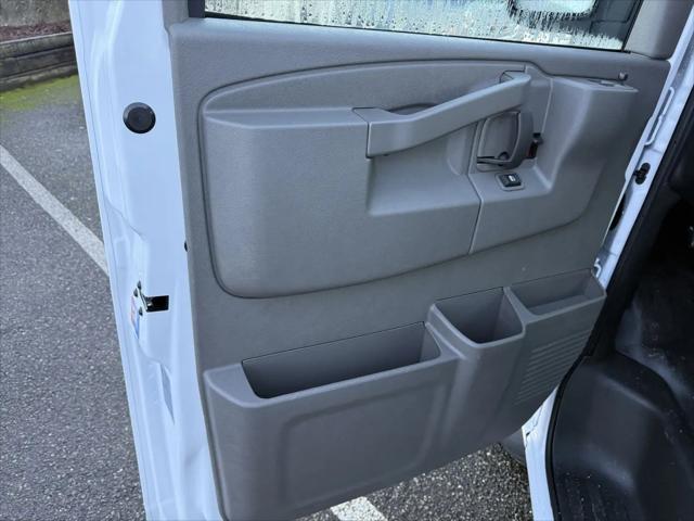 2025 Chevrolet Express Cargo Van RWD 2500 Regular Wheelbase WT