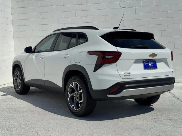 2026 Chevrolet Trax FWD LT