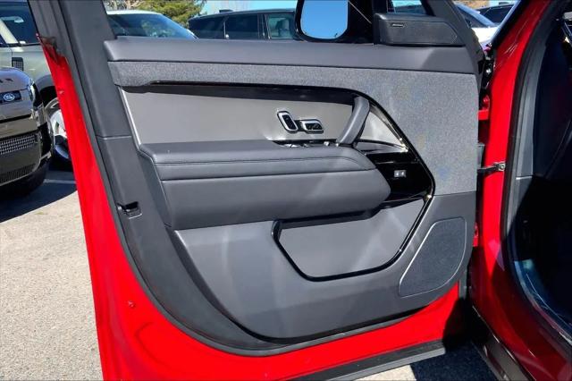 2026 Land Rover Range Rover Sport P360 SE