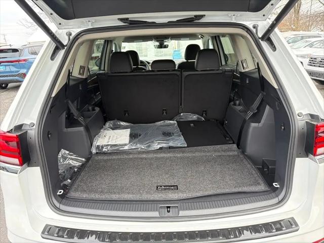2026 Volkswagen Atlas SE with Technology