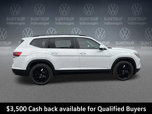 2026 Volkswagen Atlas SE with Technology