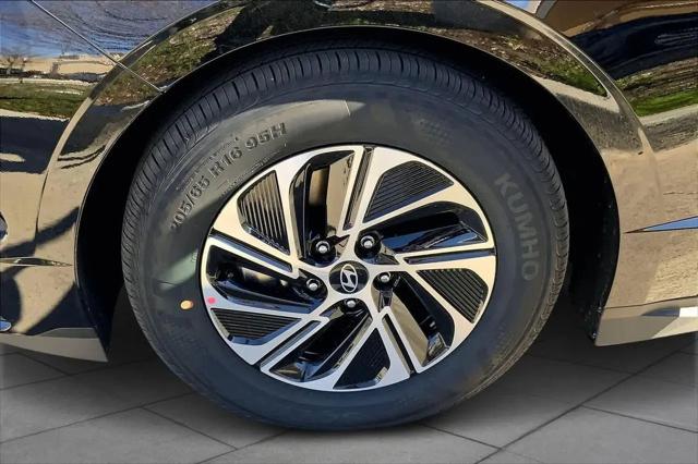 2026 Hyundai Sonata Hybrid Blue