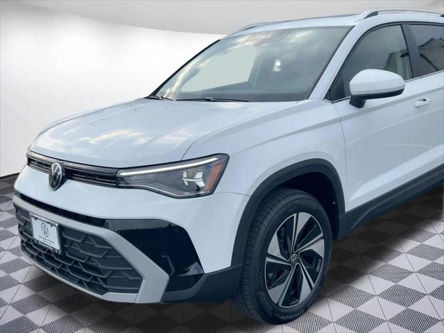 2026 Volkswagen Taos SE