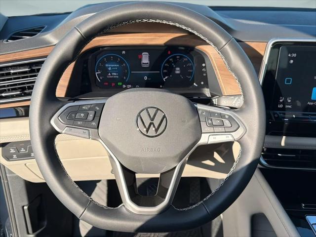 2026 Volkswagen Atlas SE with Technology