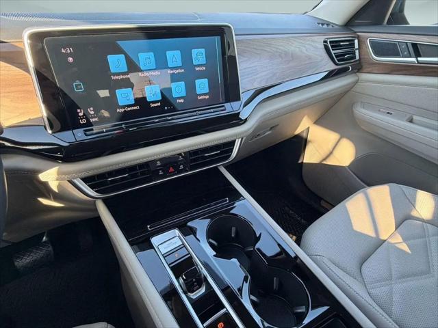 2026 Volkswagen Atlas SE with Technology