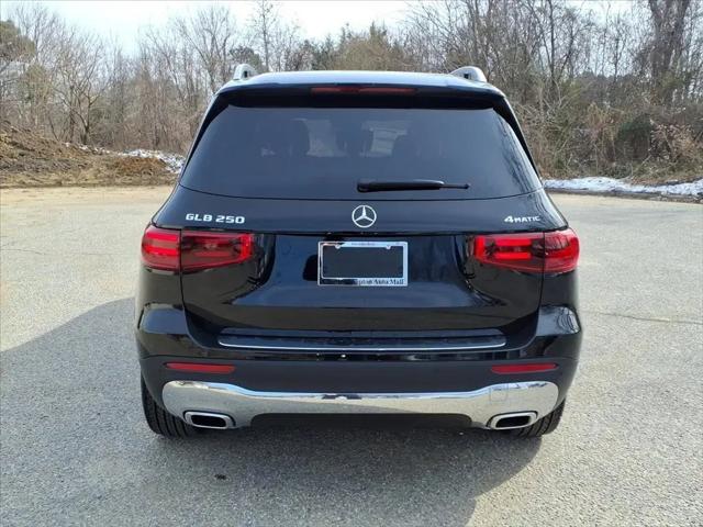 2026 Mercedes-Benz GLB 4MATIC