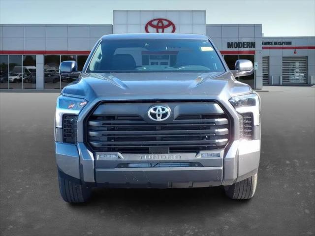 2026 Toyota Tundra SR5 CrewMax 5.5' Bed