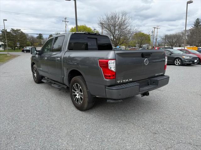 2021 Nissan Titan Crew Cab SV 4x4