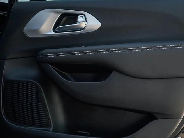 2026 Chrysler Pacifica Limited AWD