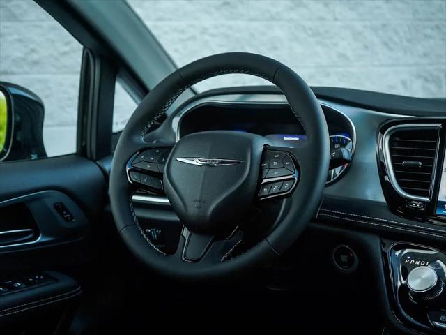 2026 Chrysler Pacifica Limited AWD