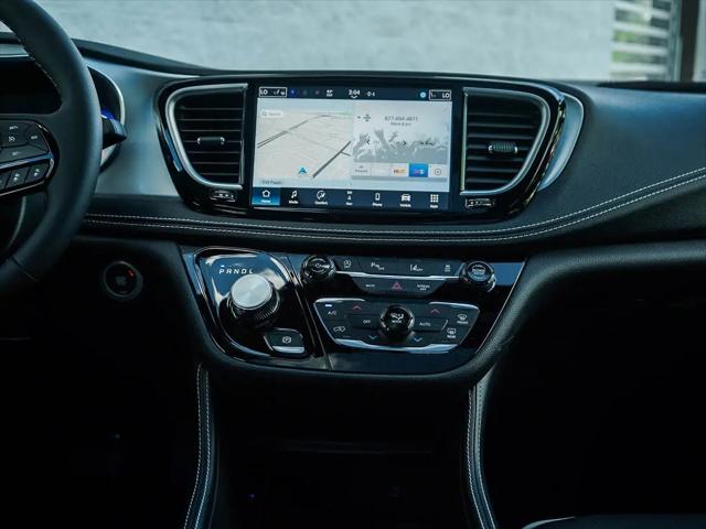 2026 Chrysler Pacifica Limited AWD