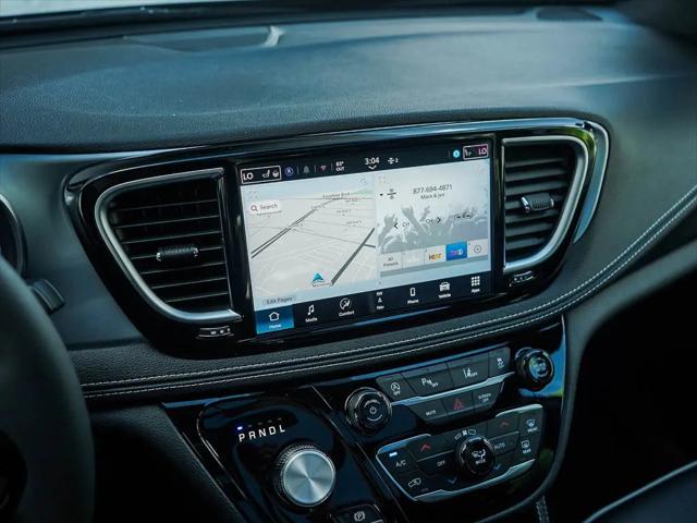 2026 Chrysler Pacifica Limited AWD