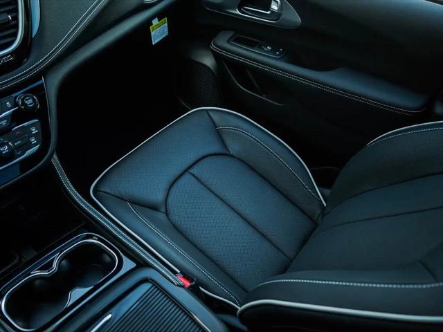 2026 Chrysler Pacifica Limited AWD