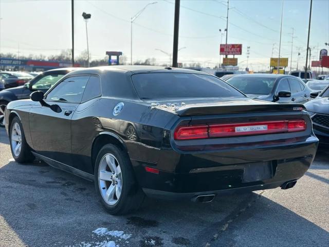 2013 Dodge Challenger SXT Plus