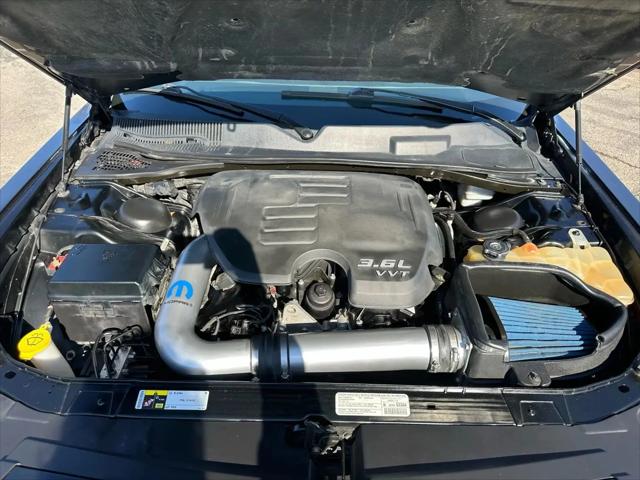 2013 Dodge Challenger SXT Plus