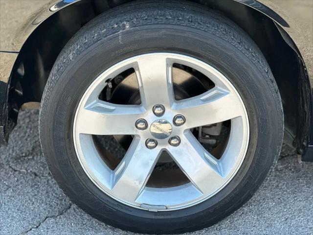 2013 Dodge Challenger SXT Plus