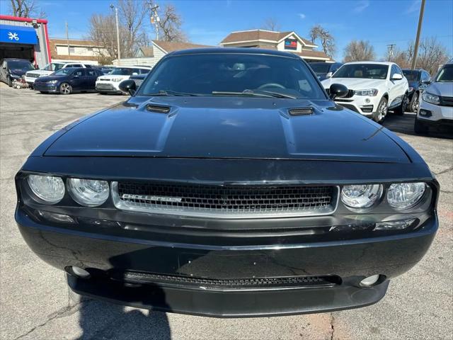 2013 Dodge Challenger SXT Plus