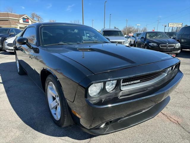 2013 Dodge Challenger SXT Plus