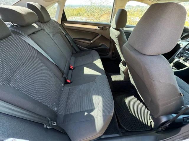 2018 Volkswagen Passat 2.0T S
