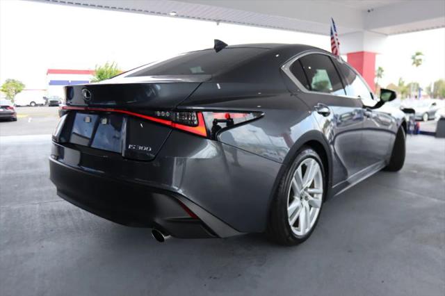 2023 Lexus IS 300 300