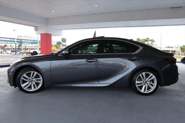 2023 Lexus IS 300 300