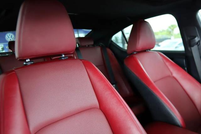 2023 Lexus IS 300 300