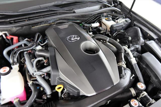 2023 Lexus IS 300 300