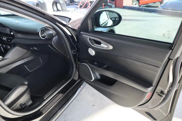 2018 Alfa Romeo Giulia Ti Sport AWD