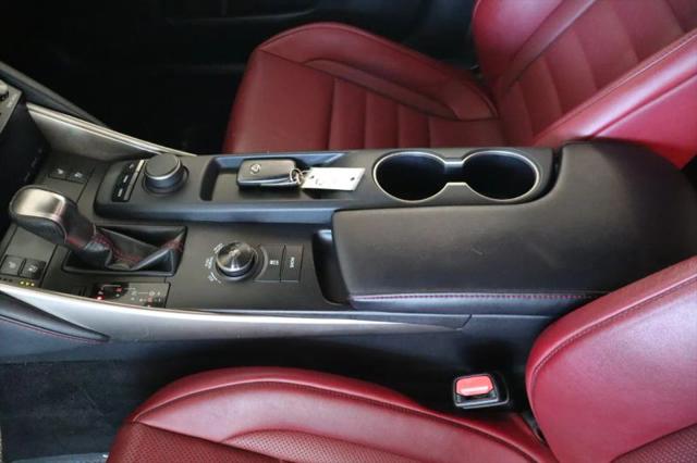 2018 Lexus IS 300 300
