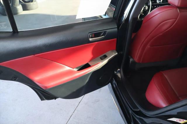 2018 Lexus IS 300 300