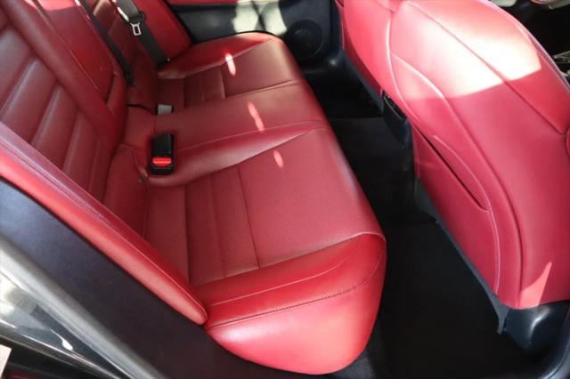 2018 Lexus IS 300 300
