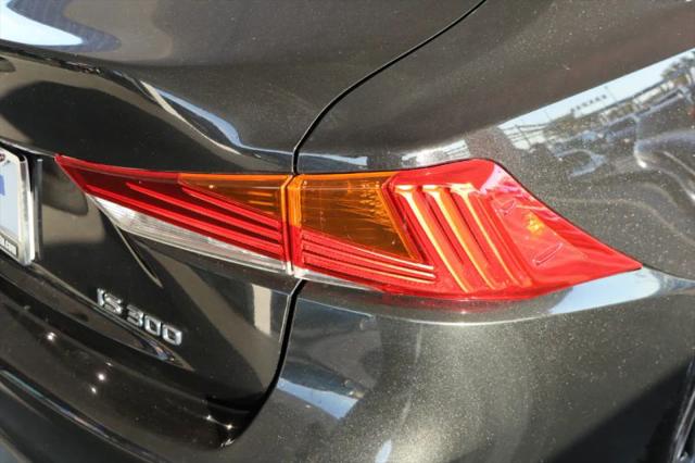 2018 Lexus IS 300 300
