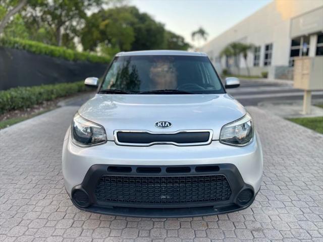 2016 Kia Soul Base